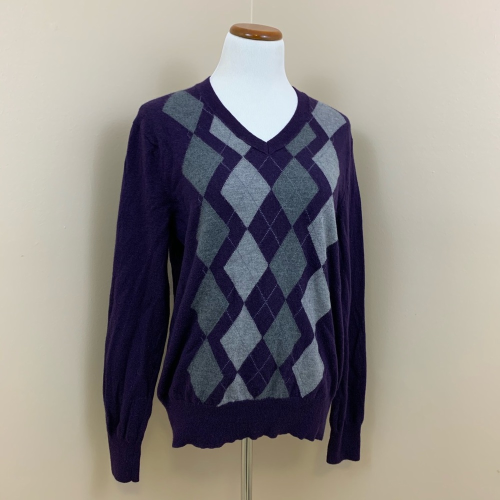 Banana Republic wool v neck purple argyle sweater